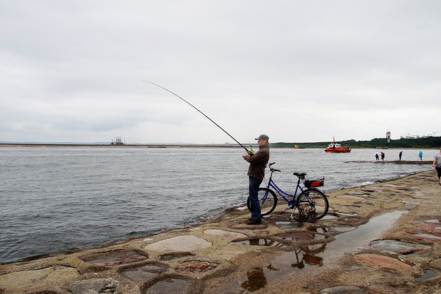 rybář u moře